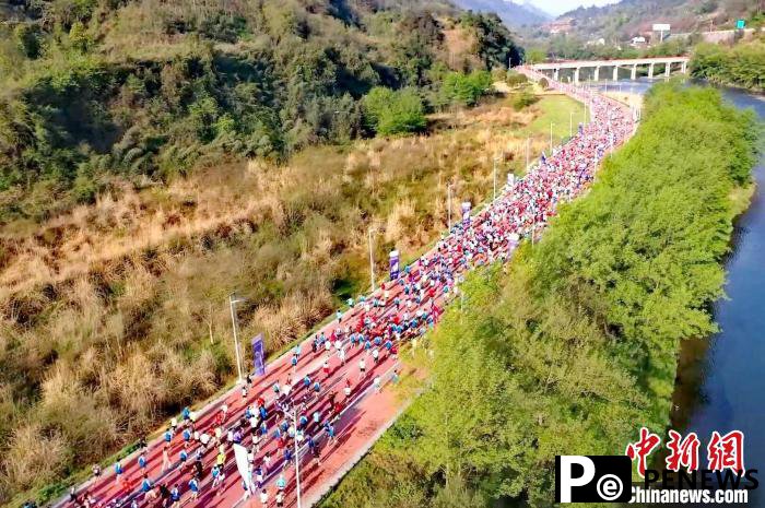 Marathons drive integrated sports, tourism development