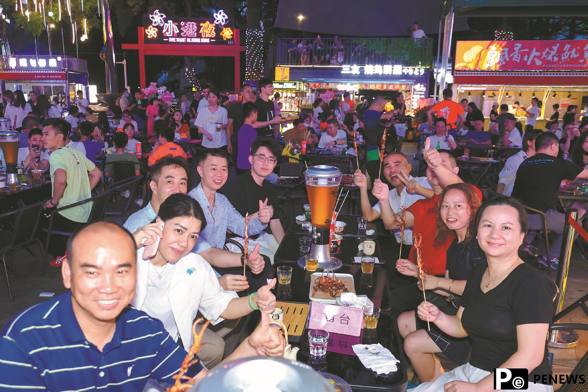 HK shoppers flocking north for bargains, fun and food