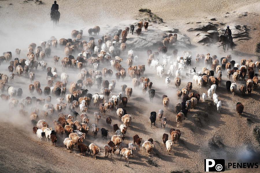 Hit TV series puts Xinjiang
