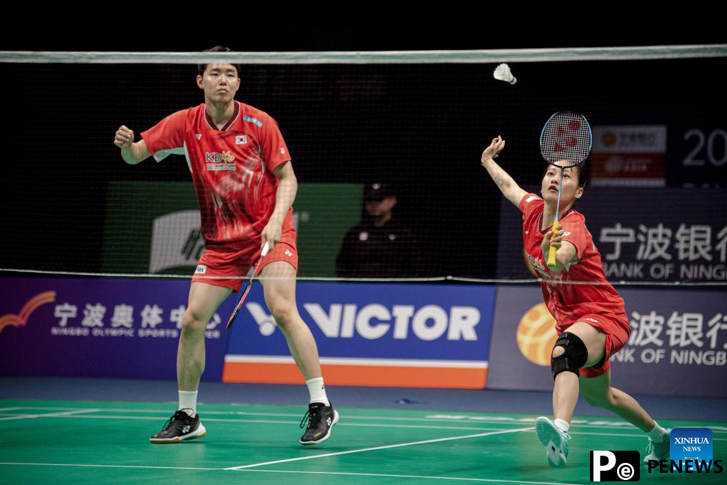 China take three golds at Badminton Asia Championships