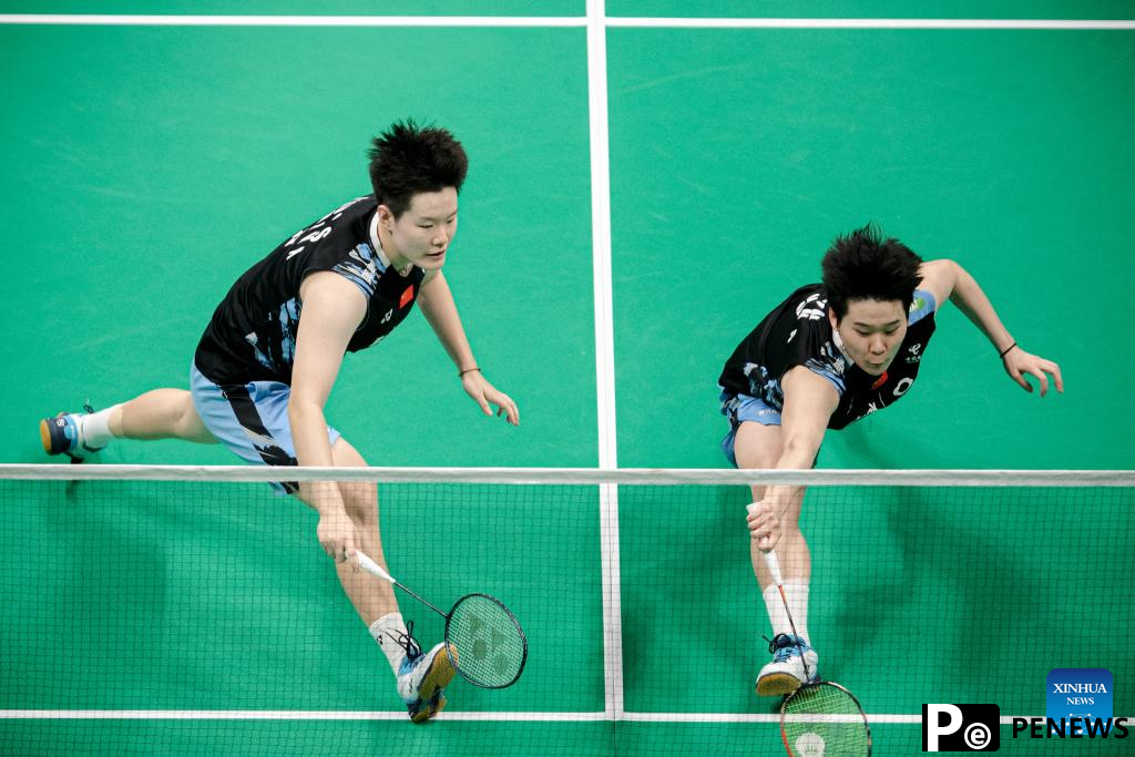 Chinese shuttlers into all five finals at Badminton Asia Championships