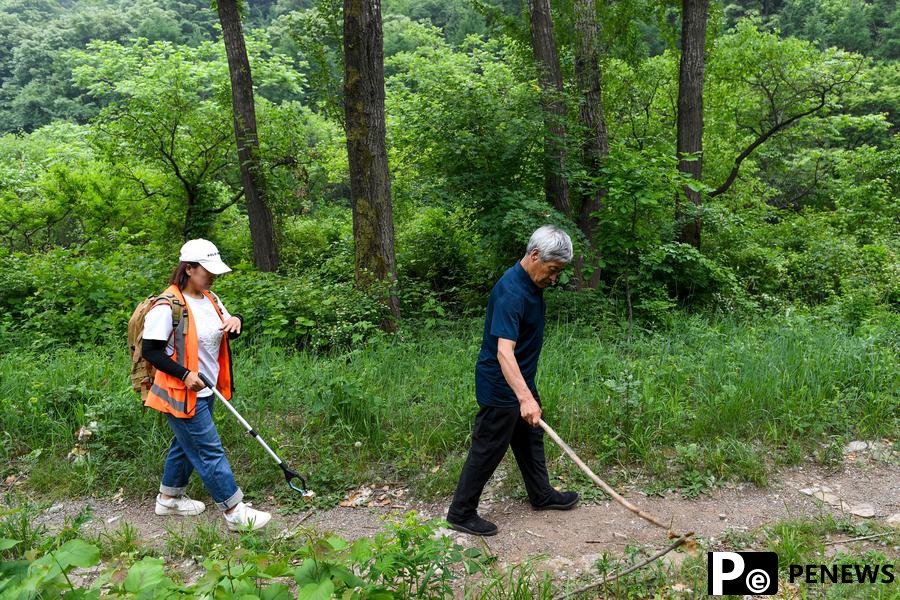 Village in Beijing develops tourism relying on Great Wall resources