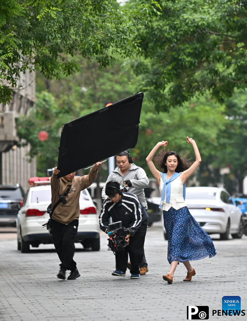 Jiefang North Road attracts visitors with Western-Style architecture and relics in Tianjin