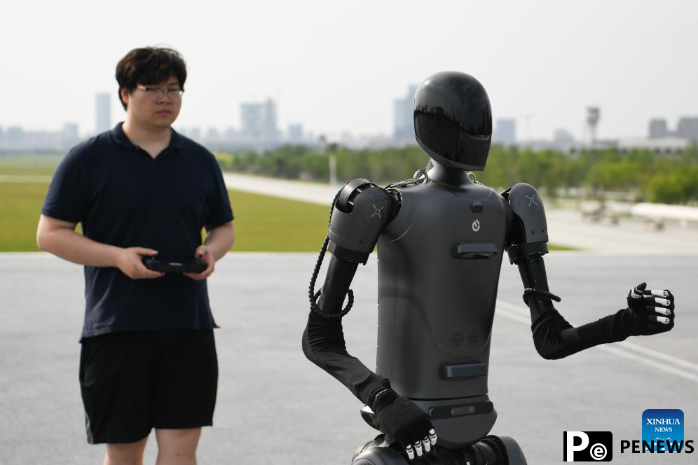 Young people join robotics industry to boost its high-quality development