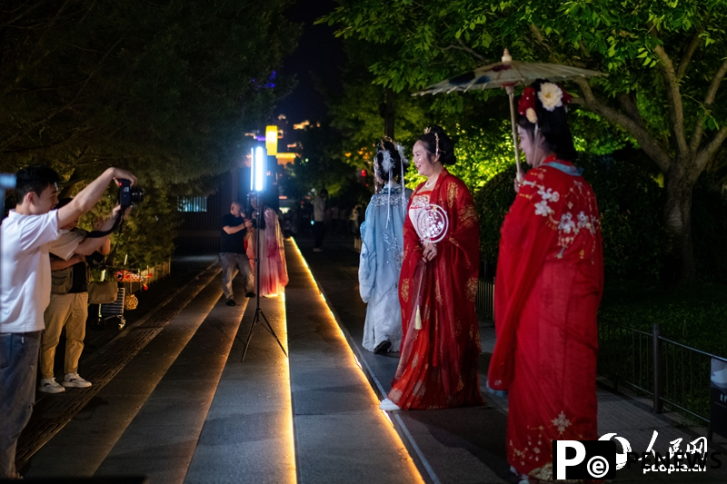 Exploring the hustle and bustle of Xi