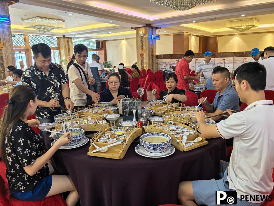 Burgeoning cross-border tourism shows China