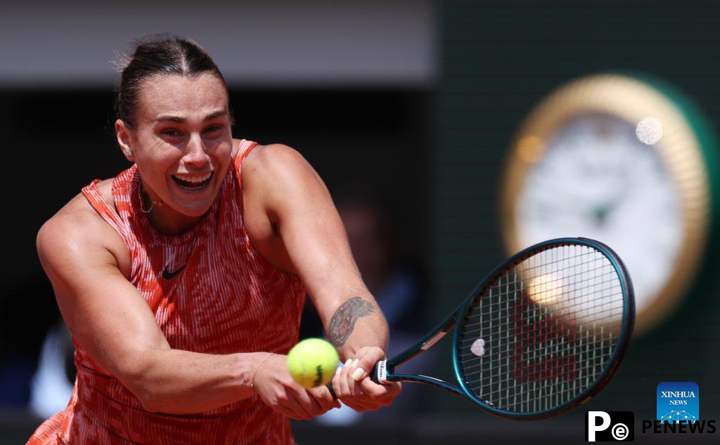 Sabalenka, Rybakina breeze into quarterfinals at French Open