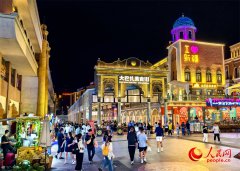 A glimpse of vibrant nightlife at international grand bazaar in NW China's Xinjiang