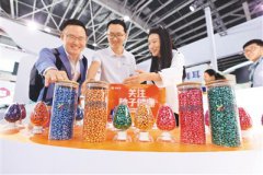Space-bred seeds enter Chinese people's daily lives