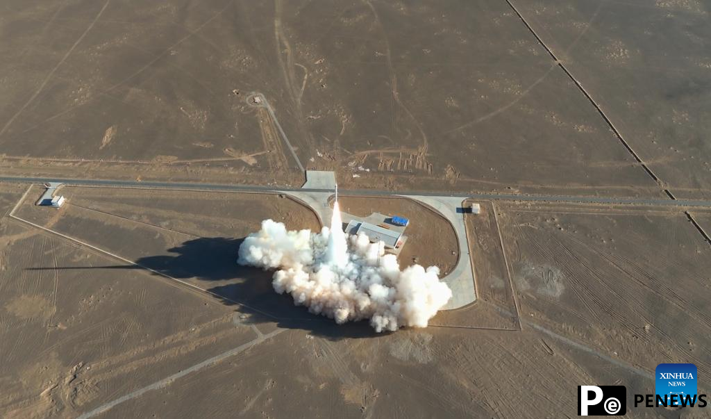 Chinese rocket launches 5 satellites into space
