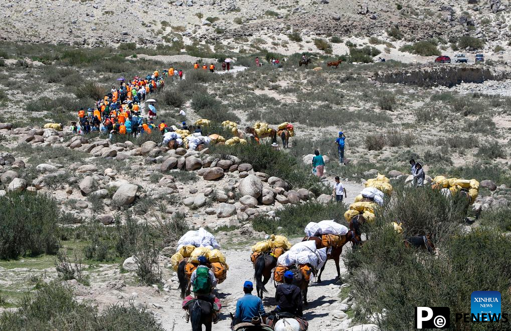7-day event featuring hiking and camping launched in Baicheng, China