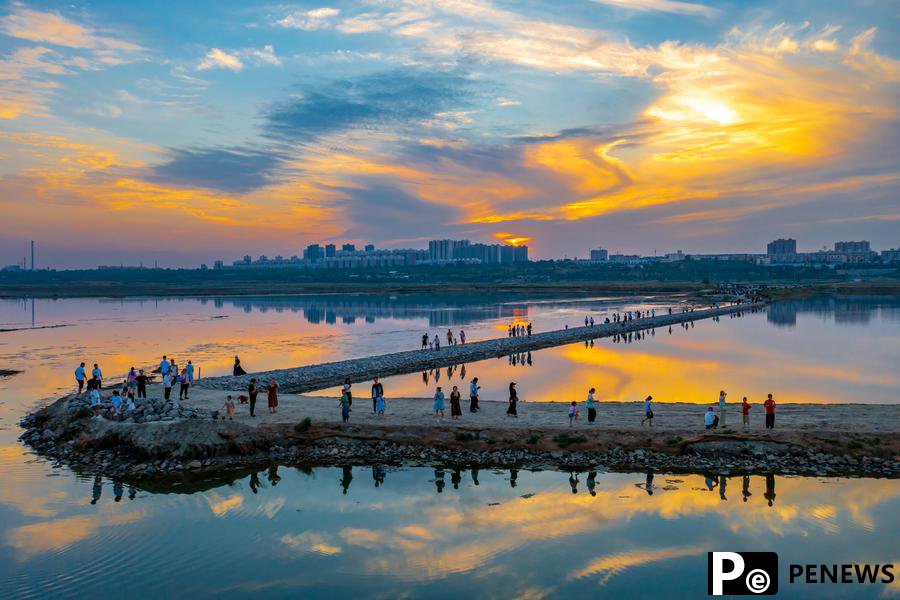 Salt lake in N China