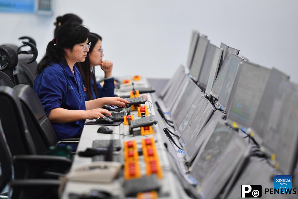 Intelligent level of traditional industries in C China upgraded with application of technologies
