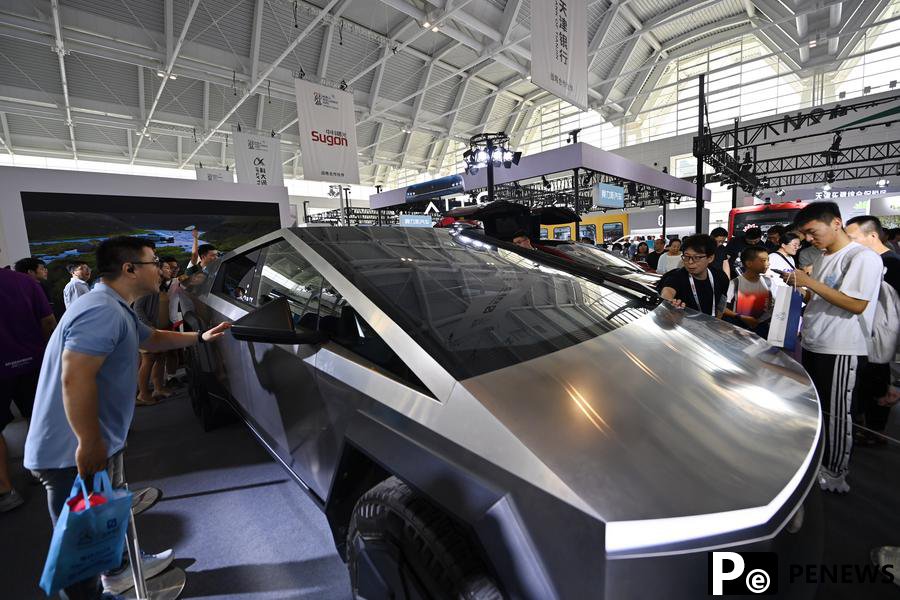Intelligent connected NEVs showcased in 2024 World Intelligence Expo