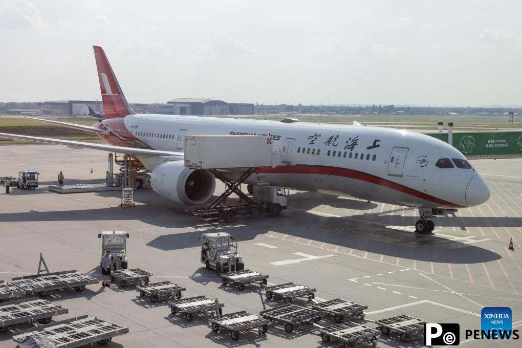 Direct flights resume between China