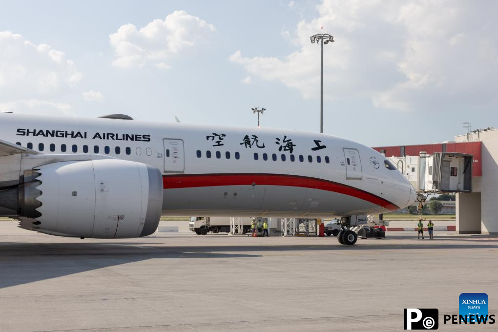 Direct flights resume between China