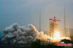 China's modified Long March rocket sends satellite group into space