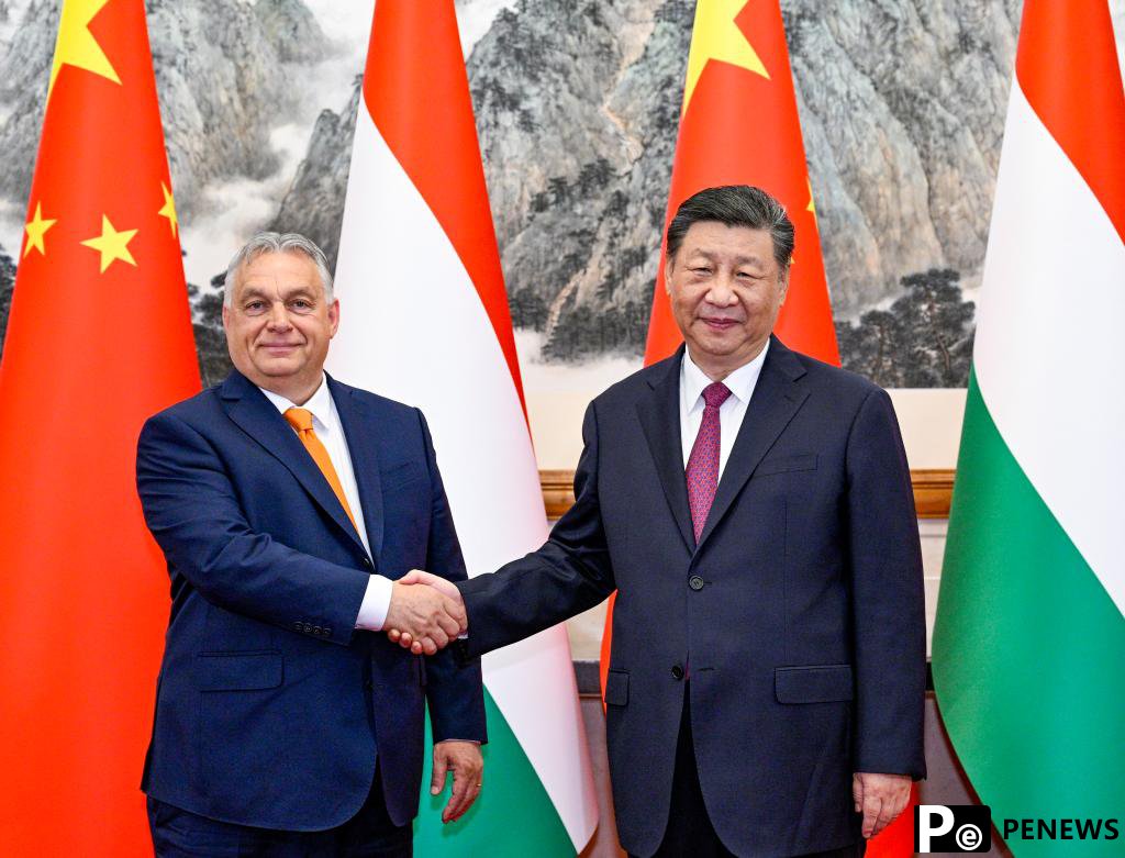 Xi meets Hungarian prime minister, exchanging views on ties, Ukraine crisis