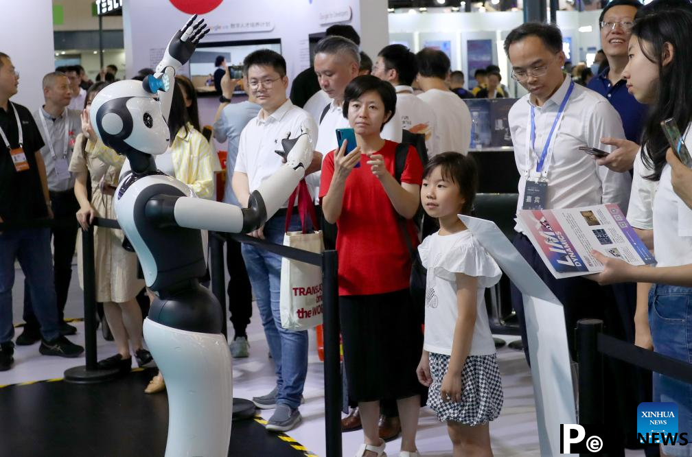 AI-powered robots showcased during 2024 World AI Conference in Shanghai