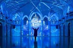 Find something cool in summer! China's indoor ice and snow industry attracts tourists