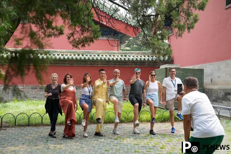 China sees surge of foreign travelers following transit visa-free policies