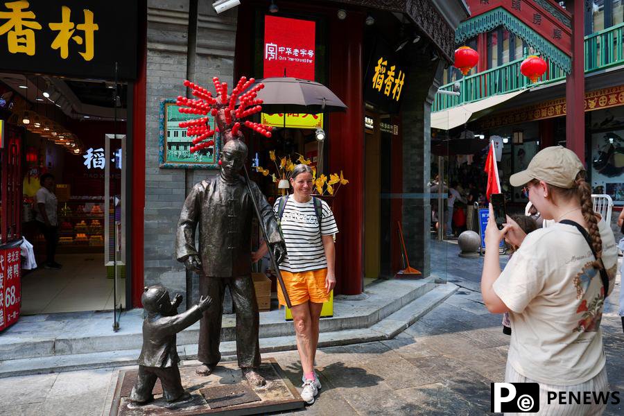 China sees surge of foreign travelers following transit visa-free policies