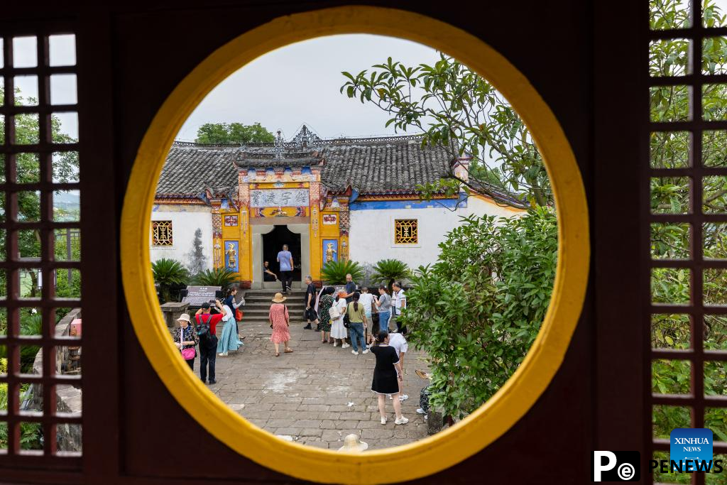 Scenery of Shibaozhai in Chongqing, SW China
