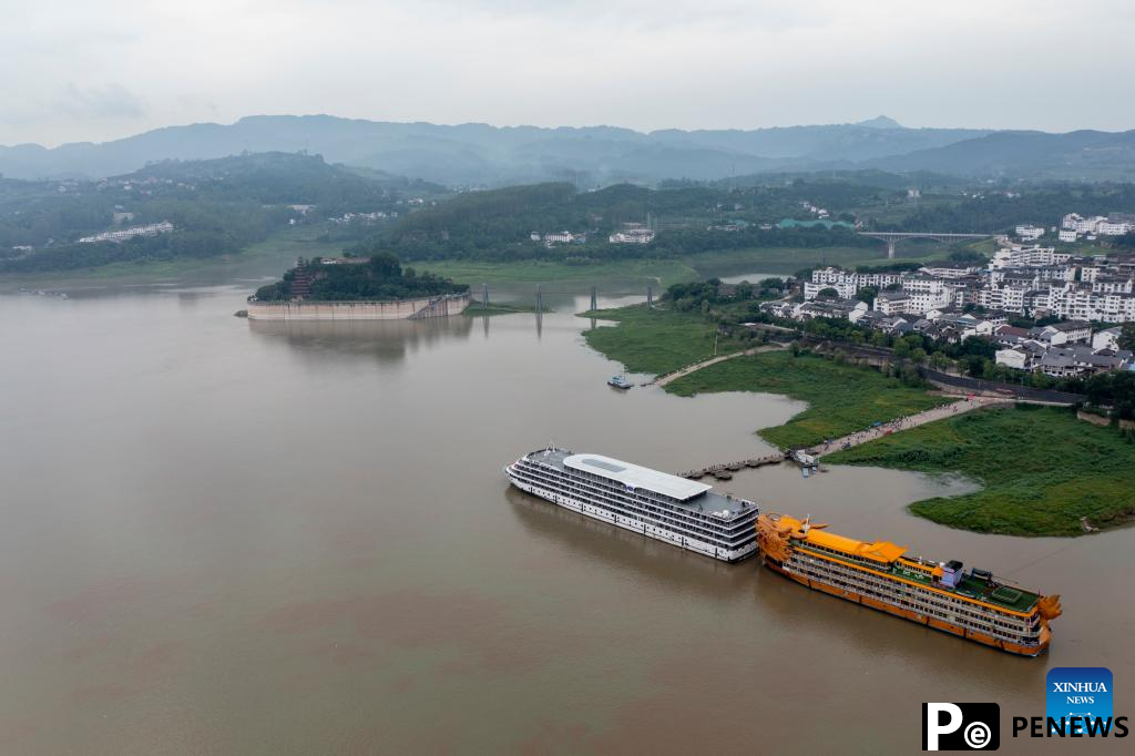 Scenery of Shibaozhai in Chongqing, SW China