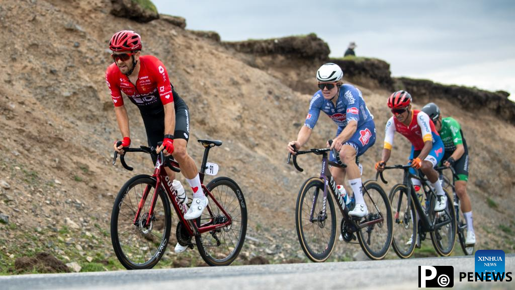 In pics: stage 4 of 23rd Tour of Qinghai Lake cycling race