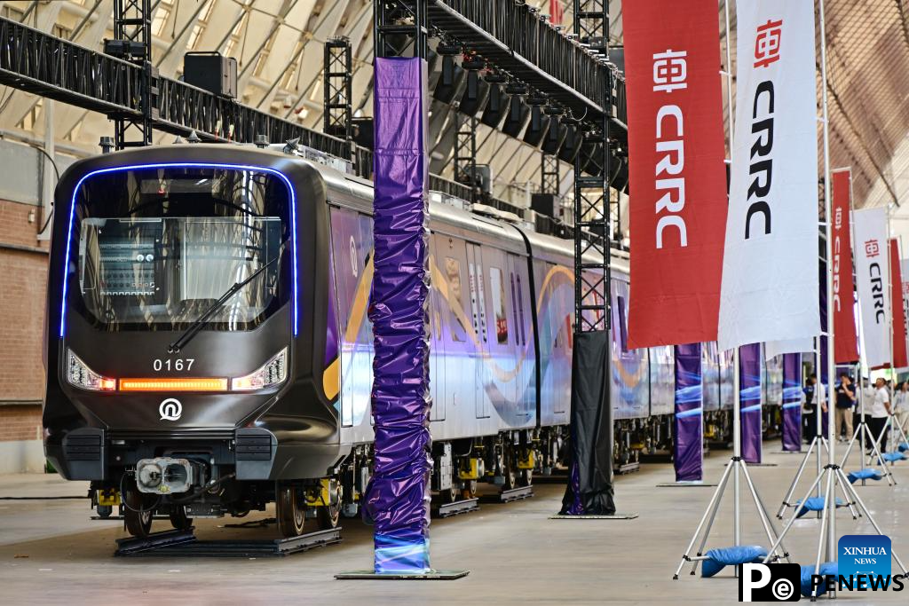 Carbon fiber subway car launched in China