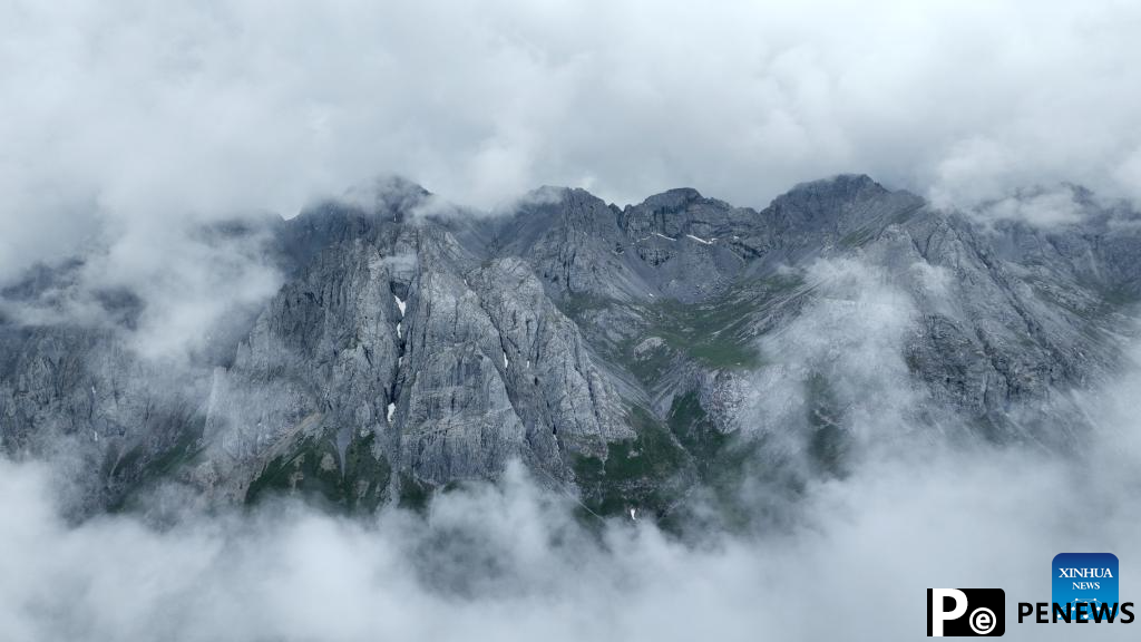 Scenery of Guanggai Mountain in NW China
