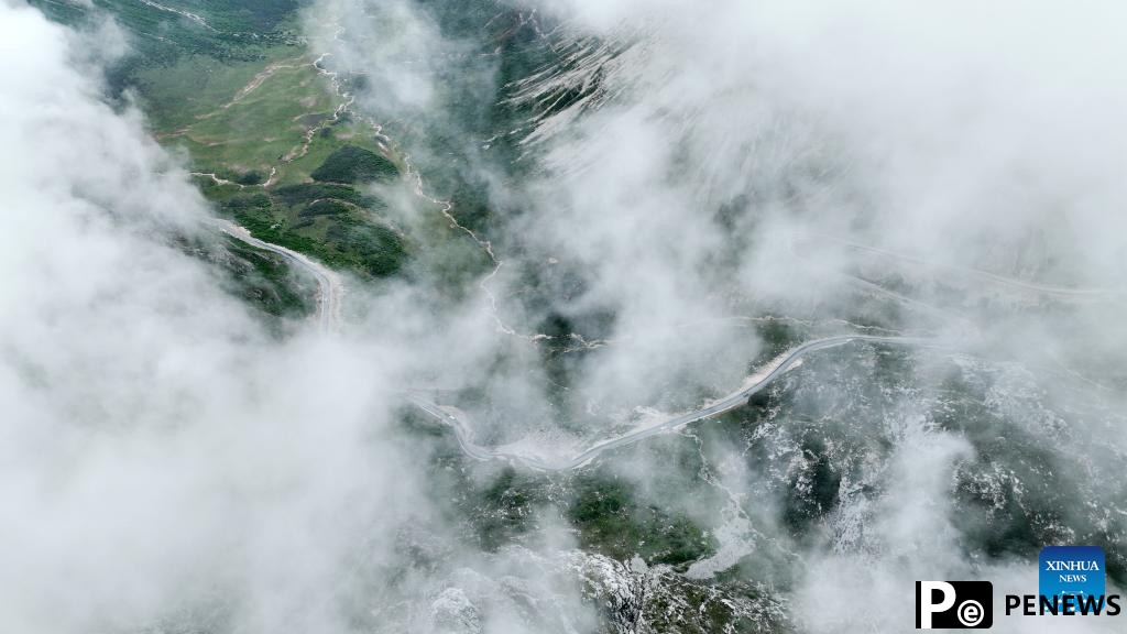 Scenery of Guanggai Mountain in NW China