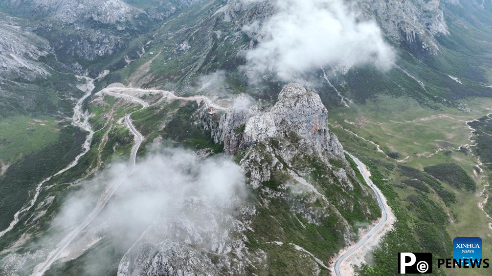 Scenery of Guanggai Mountain in NW China