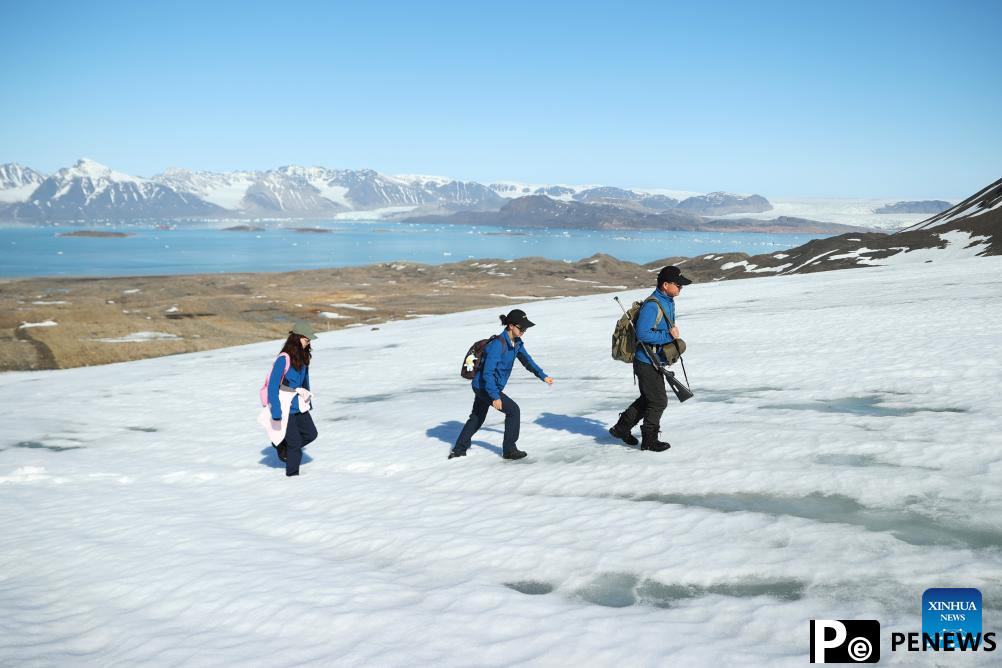 Chinese researchers carry out Arctic expedition at Yellow River Station in Norway