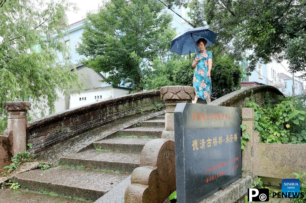 Ancient stone bridges under well protection in east China
