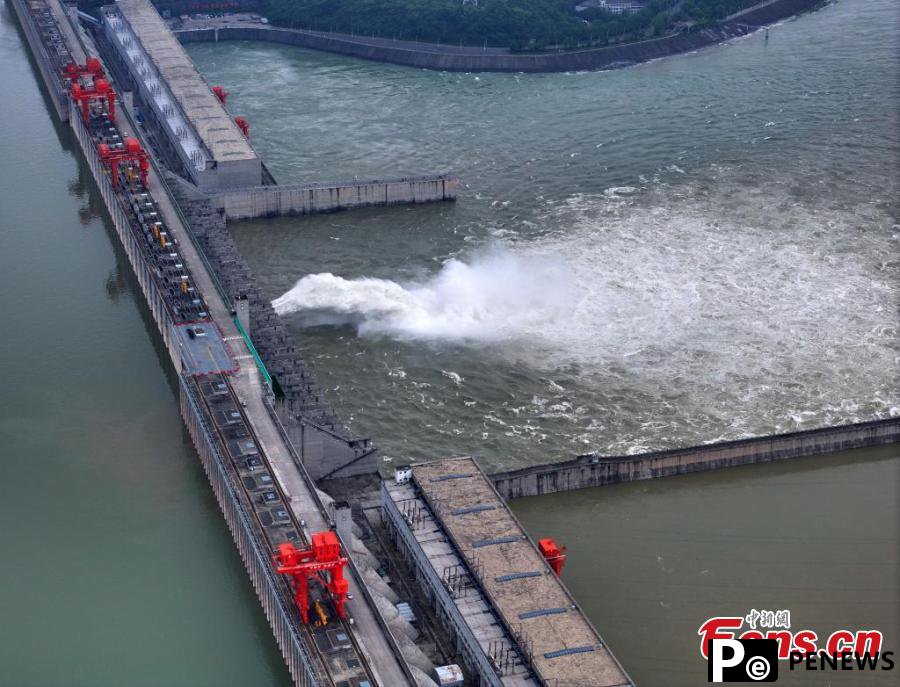 Three Gorges Dam in Hubei discharges floodwater