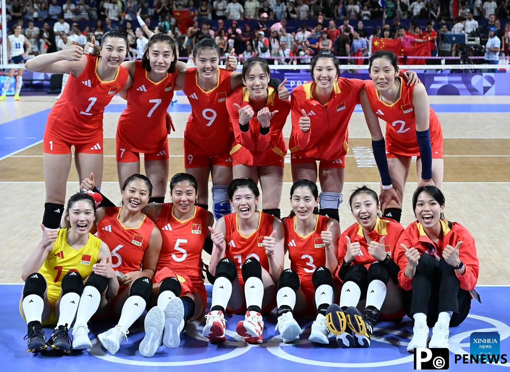 China ease past France to reach women