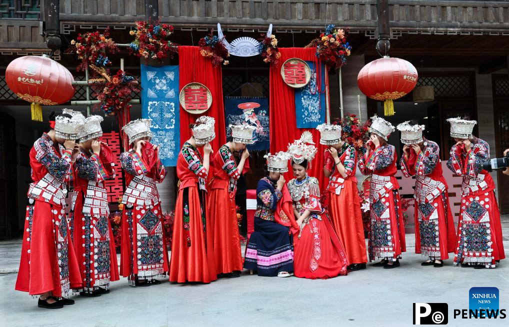 Local authorities in SW China leverage ethnic features to boost summer tourism