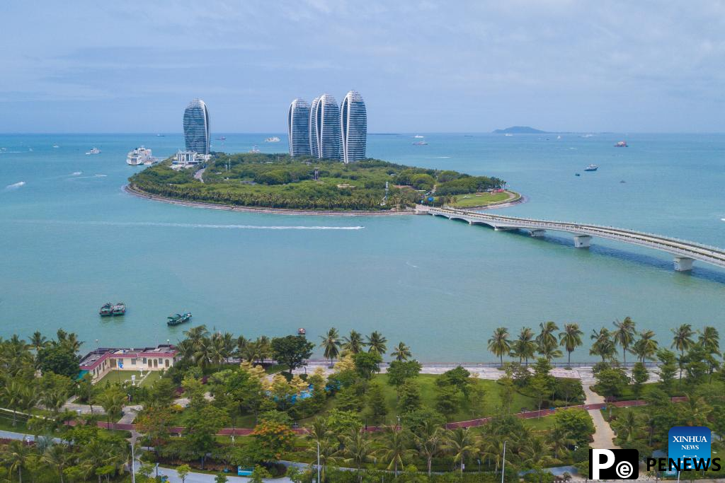 Summer scenery of Sanya, S China