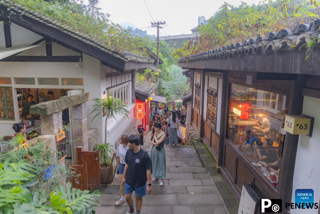 Urban renewal injects new vigor into old street in Chongqing