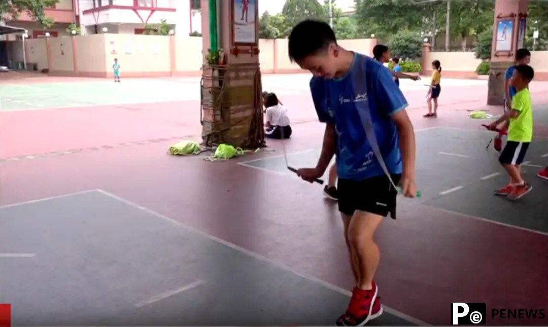 World’s fastest jump roper Cen Xiaolin sets new record of 230 jumps in 30 seconds