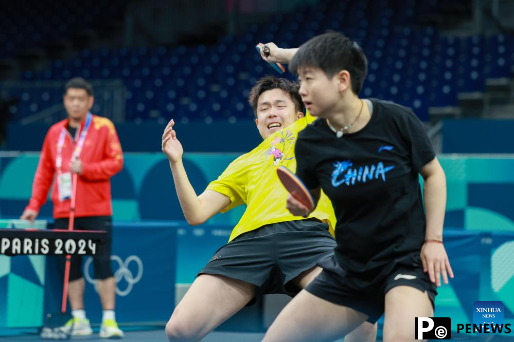 Chinese national table tennis team attends training session ahead of Paris 2024