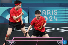 China's Wang/Sun to reach table tennis mixed doubles semis