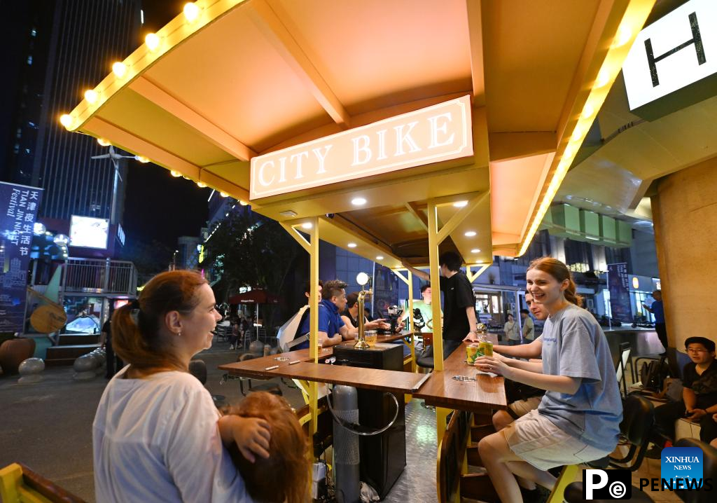 5th Tianjin Nighttime Life Festival kicks off