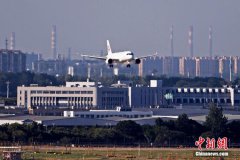 grown C919 aircraft delivered to China Eastern Airlines