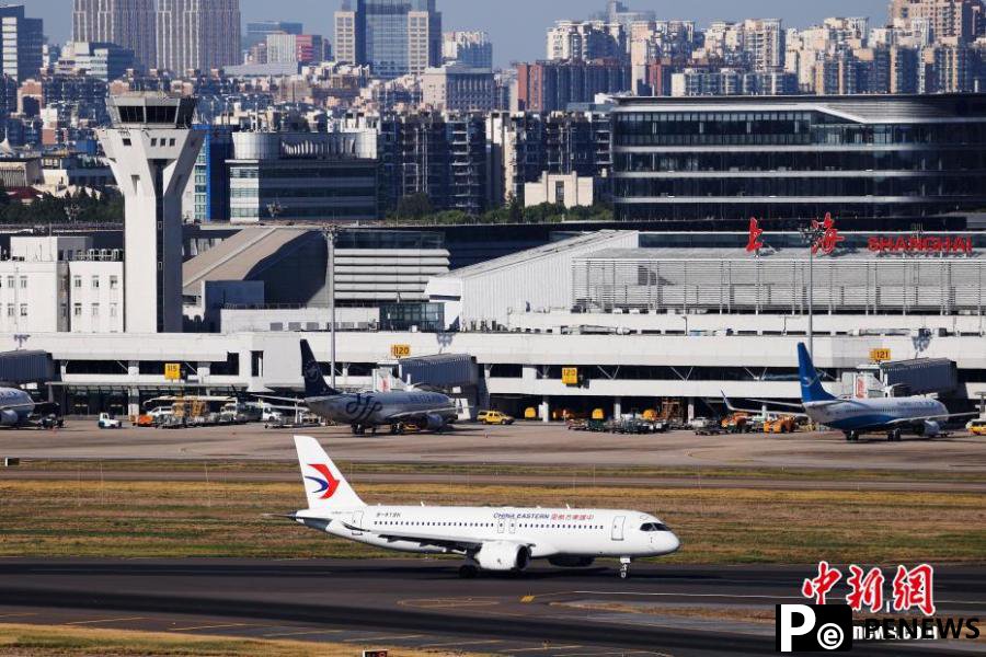 grown C919 aircraft delivered to China Eastern Airlines