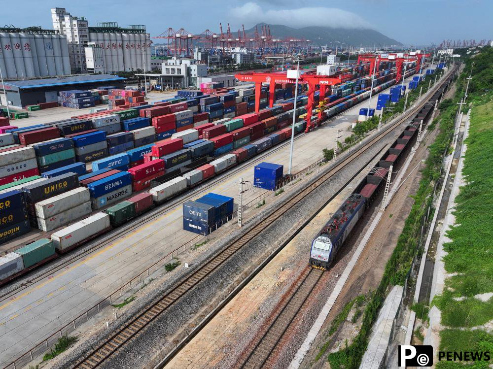Strong Chinese trade offers new driver for global economic growth
