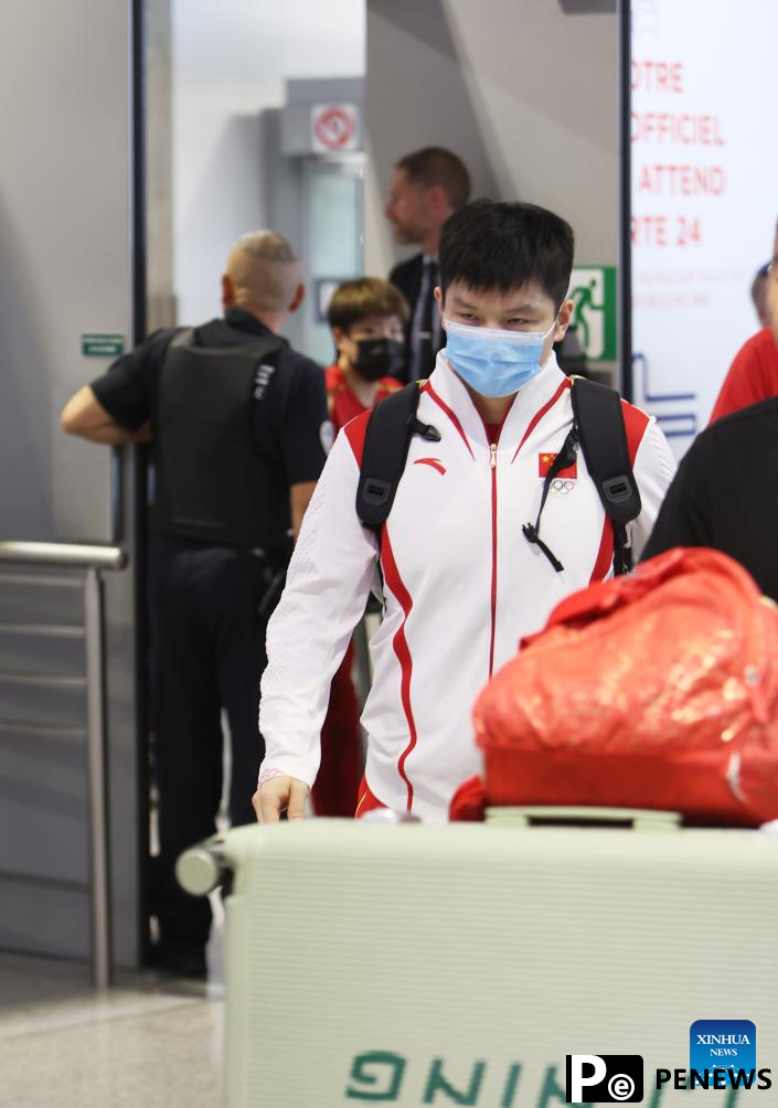 Chinese table tennis team arrives at Roissy-Charles de Gaulle Airport near Paris, France