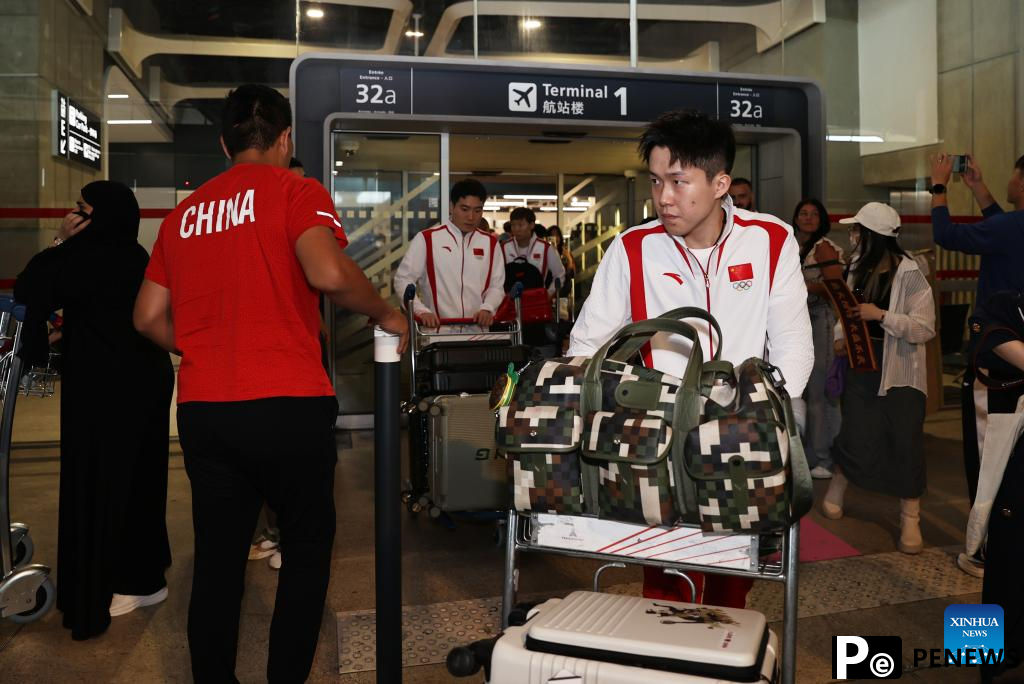 Chinese table tennis team arrives at Roissy-Charles de Gaulle Airport near Paris, France