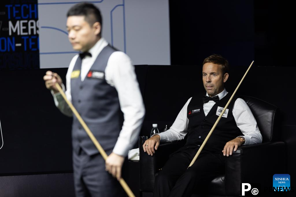 World Snooker Shanghai Masters 2024: Ding Junhui vs. Ali Carter